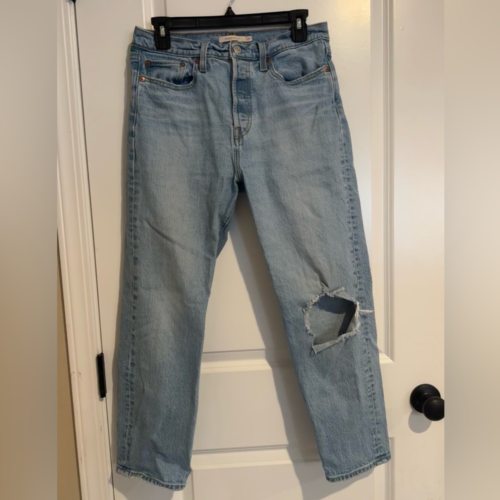 Levi’s Straight Leg Jeans